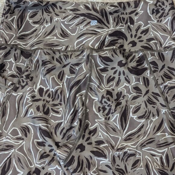 Marika Terry Print Leggings size M - Picture 6 of 8